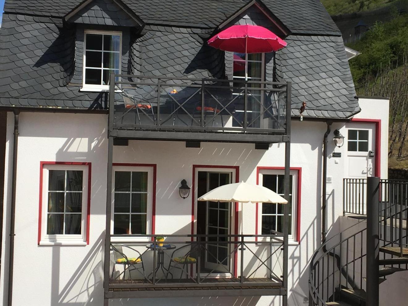Mosel Ferienhaus Reblaus Zell an der Mosel Esterno foto